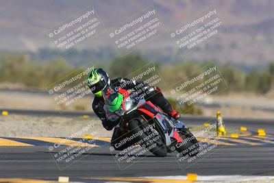 media/Nov-12-2023-SoCal Trackdays (Sun) [[5d1fba4e7d]]/Turn 14 (1035am)/